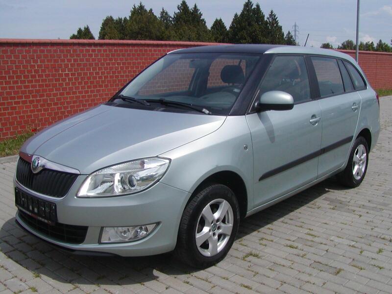Škoda Fabia 1.6TDi,AMBIENTE, CLIMATRONIC!!